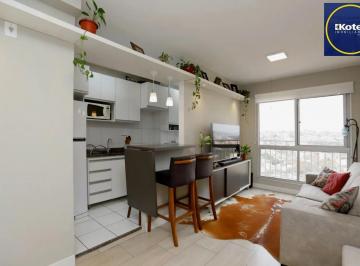 Apartamento · 48m² · 2 Quartos · 1 Vaga · Apartamento com 2 quartos, 1 vaga e 48m² à venda em Glória.