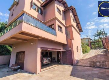 Casa · 350m² · 3 Quartos · 2 Vagas · casa - 3 dorms. 2 vagas - 350 m² - Teresópolis