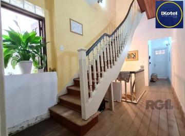 Casa · 180m² · 4 Quartos · Casa sobrado no Centro de 4 dormitórios