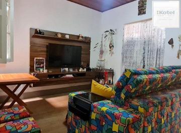 Casa · 180m² · 4 Quartos · Casa sobrado no Centro de 4 dormitórios