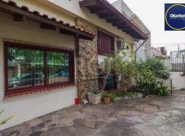 Casa · 300m² · 4 Quartos · 4 Vagas · Casa para Venda de 3 dormitórios 6 vagas no bairro Chácara das Pedras