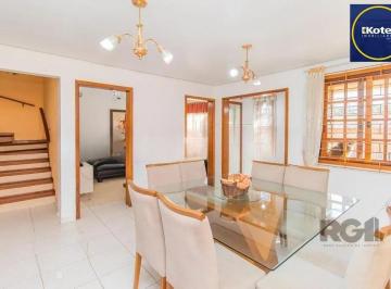 Casa · 189m² · 4 Quartos · 4 Vagas · Casa de 4 dormitórios no bairro Cavalhada