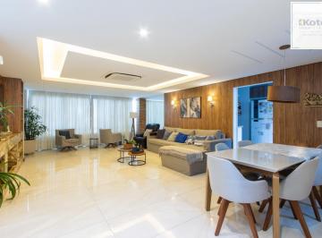 Casa · 340m² · 4 Quartos · 2 Vagas · Casa 4 dormitórios com elevador