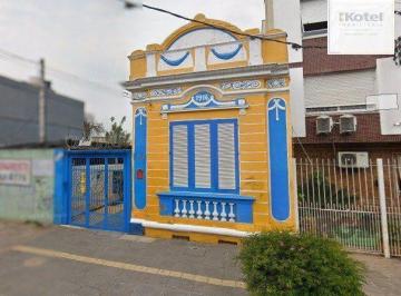 Casa · 300m² · 4 Quartos · 4 Vagas · Compre propriedade para fins residenciais e comerciais localizada na rua Joaquim