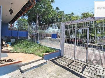 Casa · 254m² · 3 Quartos · 3 Vagas · Casa de 3 dormitórios no bairro Partenon