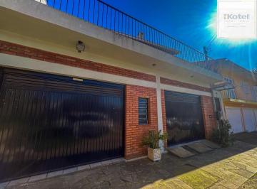 Casa · 233m² · 3 Quartos · 3 Vagas · Casa 3 Dormitórios com Suíte à Venda na Vila Nova em Porto Alegre