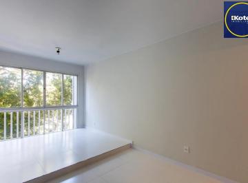 Apartamento · 79m² · 3 Quartos · Apartamento 3 quartos, reformado, condomínio com infraestrutura - Bairro Cristal