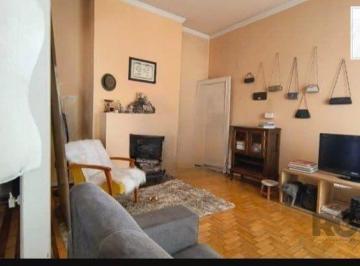 Apartamento · 113m² · 3 Quartos · Amplo apartamento no beiro Floresta