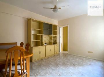 Apartamento · 40m² · 1 Quarto · Apartamento 1 dormitório, em prédio com portaria, próximo à Usina do Gasômetro