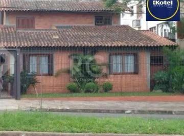 Casa · 220m² · 3 Quartos · 2 Vagas · Casa para Venda - 220m², 3 dormitórios, sendo 1 suites, 2 vagas - Jardim Itu