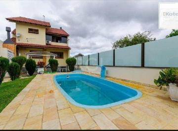 Casa · 263m² · 3 Quartos · 4 Vagas · Casa à venda - em Sarandi