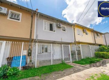 Casa · 92m² · 3 Quartos · 1 Vaga · Casa sobrado no Sarandi de 3 dormitórios e vaga