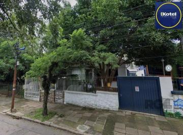Casa · 300m² · 6 Quartos · 8 Vagas · Casa à venda - em Teresópolis