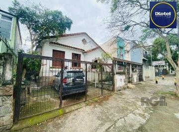 Casa · 300m² · 3 Quartos · 5 Vagas · Casa à venda - em Santana