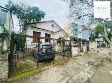 Casa · 300m² · 3 Quartos · 5 Vagas · Casa à venda - em Santana