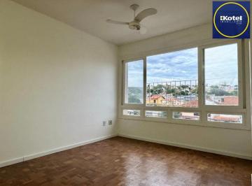 Apartamento · 81m² · 2 Quartos · 1 Vaga · Apartamento com 2 dormitórios, dependência e 1 vaga no Bairro Menino Deus