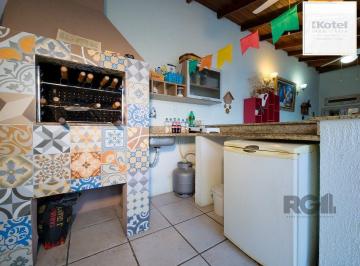 Casa · 233m² · 3 Quartos · 2 Vagas · Casa à venda - em Cavalhada
