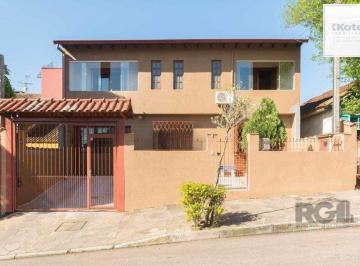 Casa · 265m² · 4 Quartos · 3 Vagas · Casa de 4 quartos com 265m², no bairro Cavalhada