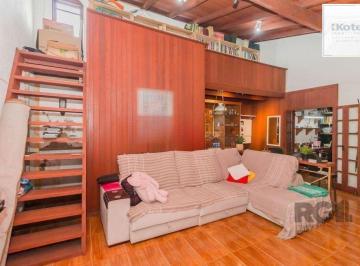 Casa · 191m² · 2 Quartos · 2 Vagas · Casa de 2 dormitórios, no bairro Bom Jesus