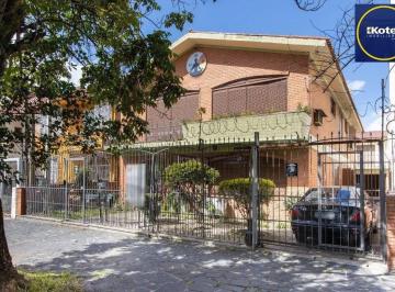 Casa · 448m² · 7 Quartos · 8 Vagas · Casa com 07 dormitórios, no bairro Santana, à venda