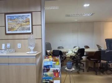 Comercial · 109m² · Comercial à venda - no Centro Histórico