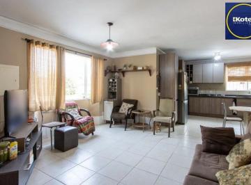 Casa · 289m² · 6 Quartos · 2 Vagas · Casa à venda - em Tristeza