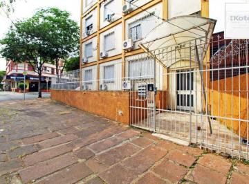 Apartamento · 68m² · 2 Quartos · Apartamento de 2 (dois) dormitórios, com excelente localização, no Bairro Petróp