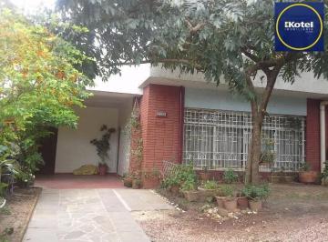 Casa · 330m² · 4 Quartos · Casa para Venda - 330m², 4 dormitórios, Menino Deus