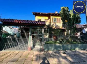 Casa · 210m² · 3 Quartos · 3 Vagas · Casa à venda - em Nonoai
