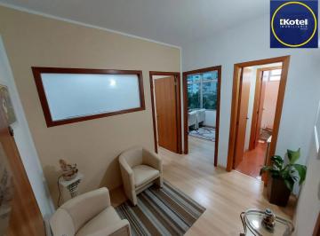 Comercial · 39m² · 3 Quartos · 1 Vaga · Comercial à venda - em Menino Deus