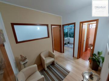 Comercial · 39m² · 3 Quartos · 1 Vaga · Comercial à venda - em Menino Deus