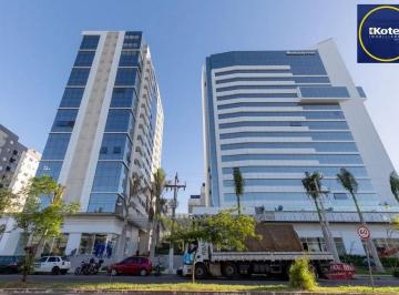 Apartamento · 38m² · 1 Quarto · 1 Vaga · Oportunidade Única! Studio Desocupado com vaga à Venda em Porto Alegre