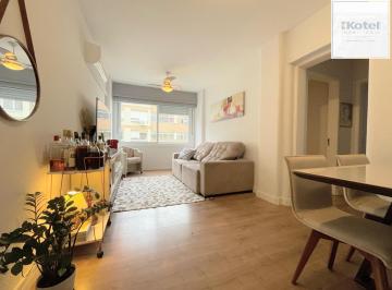 Apartamento · 79m² · 2 Quartos · 1 Vaga · Apartamento com linda vista definida para o Rio Guaíba ? amplo, arejado e com so