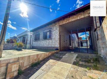 Casa · 114m² · 3 Quartos · 3 Vagas · Casa 03 quartos, peças amplas, 03 dormitórios, salão de festas -3 vagas - Cava