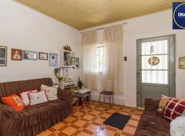 Casa · 127m² · 4 Quartos · Casa de 127m², bairro menino deus