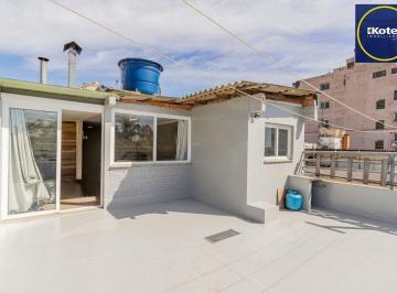 Apartamento · 131m² · 2 Quartos · 1 Vaga · Cobertura com Terraço lareira e Churrasqueira Próximo ao Boulevar Strip Center