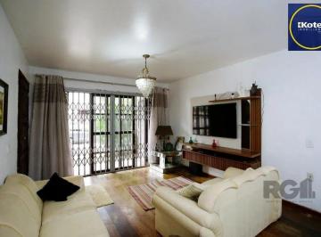 Casa · 230m² · 3 Quartos · 2 Vagas · Casa 3 Dormitório(s) Bairro Petrópolis
