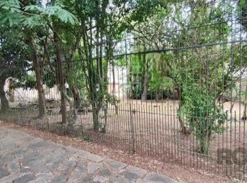 Terreno · 1036m² · Terreno plano com 24,90m de frente, localizado no bairro Serraria.