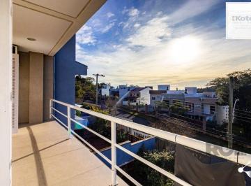 Casa · 205m² · 3 Quartos · 2 Vagas · Casa à venda - na Vila Nova