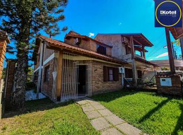 Casa · 162m² · 5 Quartos · 3 Vagas · Casa Espetacular na Hípica