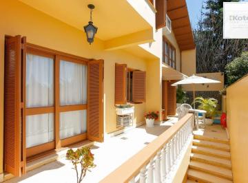 Casa · 297m² · 3 Quartos · 2 Vagas · Casa com 3 dormitórios no Bairro Tristeza, em Porto Alegre