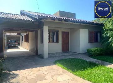 Casa · 182m² · 3 Quartos · 2 Vagas · Casa com 3 quartos, 1 suíte, 3 vagas e 182m² para vender por R$ 890.000