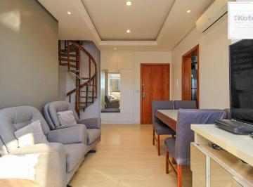 Apartamento · 123m² · 2 Quartos · 1 Vaga · Cobertura à venda com sol nascente, elevador e vaga escriturada