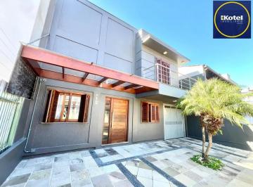 Casa · 279m² · 3 Quartos · 3 Vagas · Casa à venda - em Teresópolis