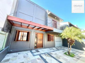 Casa · 279m² · 3 Quartos · 3 Vagas · Casa à venda - em Teresópolis