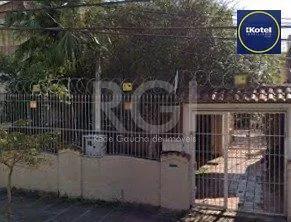 Terreno · 285m² · terreno localizado no bairro Menino Deus, podendo ser construído prédio comercia