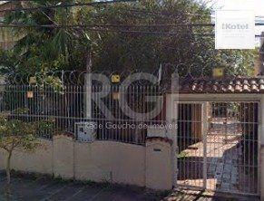 Terreno · 285m² · terreno localizado no bairro Menino Deus, podendo ser construído prédio comercia