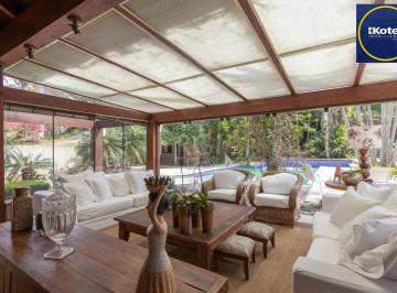 Casa · 800m² · 3 Quartos · 4 Vagas · Casa para Venda - 800m², 3 dormitórios, sendo 3 suites, 4 vagas - Vila Assunção