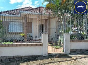 Casa · 384m² · 3 Quartos · 3 Vagas · Casa para Venda - 384m², 3 dormitórios, sendo 1 suites, 3 vagas - Teresópolis