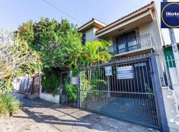 Casa · 500m² · 3 Quartos · 4 Vagas · Casa para Venda - 500m², 3 dormitórios, sendo 3 suites, 4 vagas - Vila Ipiranga